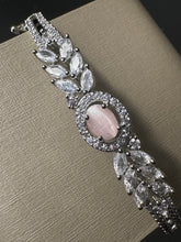 2.6 Size Stylish White Zircon Tone Gold-Plated Lock-Open Bracelet for Girls