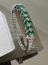 2.6 Size Stylish White Zircon Tone Gold-Plated Lock-Open Bracelet for Girls