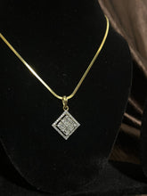 Gold plated cubic zircon AD pendent locket set with beautiful white look