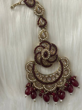 Elegant Uncut Kundan Earrings with Tikka Set