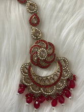 Elegant Uncut Kundan Earrings with Tikka Set