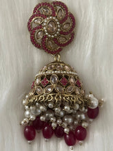 Elegant Uncut Kundan Earrings with Tikka Set