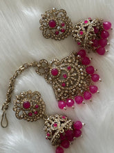 Beautiful Earrings with Tikka Set