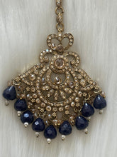 Beautiful Earrings with Tikka Set