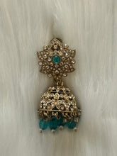 Beautiful Earrings with Tikka Set