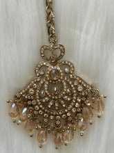 Beautiful Earrings with Tikka Set