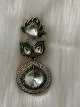 Tyani Kundan AD Earrings