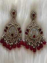 AD Pearl Earring Set