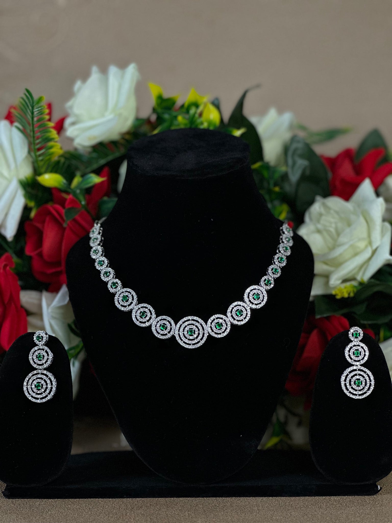 AD  Necklace Set