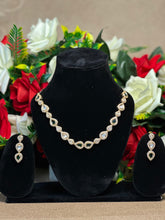 AD  Necklace Set