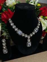 Premium Tyaani-Inspired Uncut Polki Kundan Victorian Necklace Set